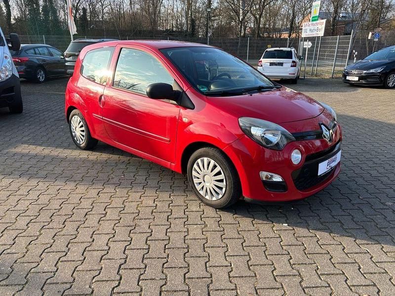 Second-hand Renault Twingo Expression 75 CP (55 kW) 2012 Roșu Hatchback