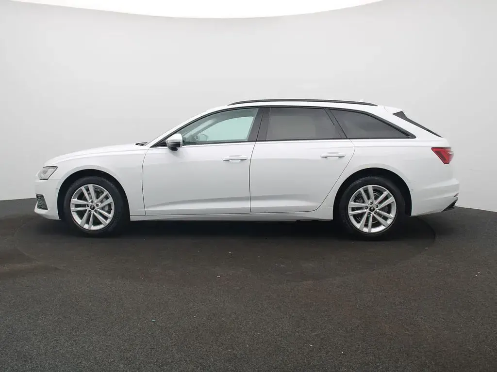Gebraucht Audi A6 Basis 204 PS (150 kW) 2024 Gletscherweiß metallic Kombi