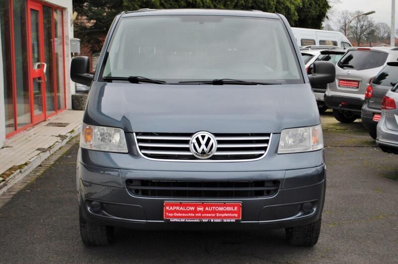 Grau Gebraucht 2010 VW T5 Van | 9.000 € - Bild 1/4