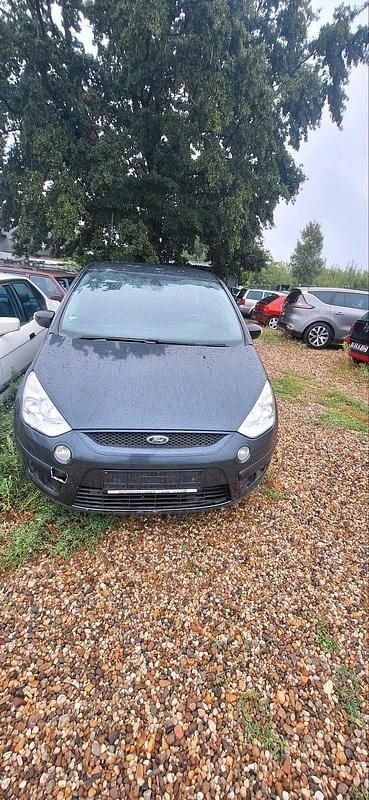 Grau Gebraucht 2007 Ford S-MAX S Van / Kleinbus | 2.499 € - Bild 1/4