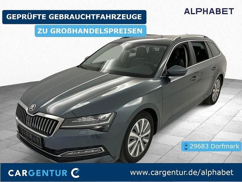Quarzgrau Gebraucht 2022 Skoda Superb Premium Edition Kombi | 24.107 € (Guter Preis) - Bild 1/2