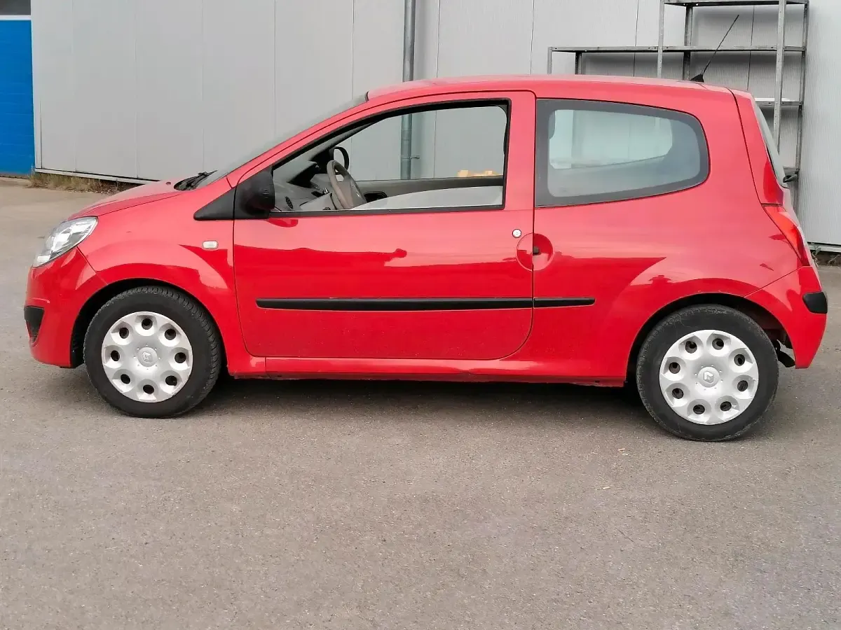 Gebraucht Renault Twingo 76 PS (55 kW) 2009 Hellrot Kleinwagen