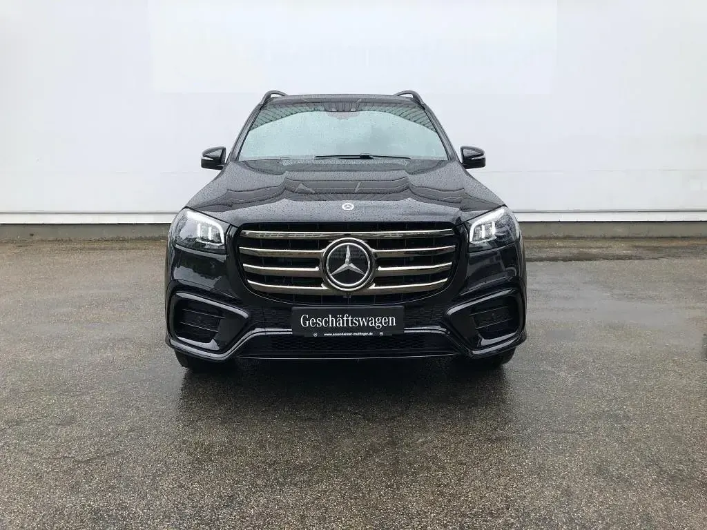 Gebraucht Mercedes GLS450 367 PS (269 kW) 2024 Obsidianschwarz SUV