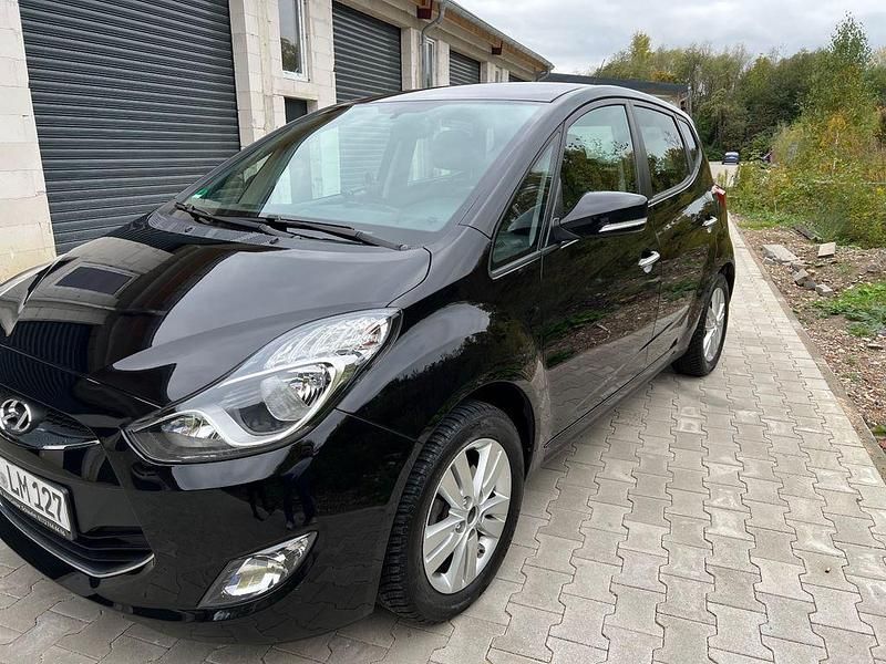 Gebraucht Hyundai ix20 Trend 90 PS (66 kW) 2014 Schwarz Kleinwagen