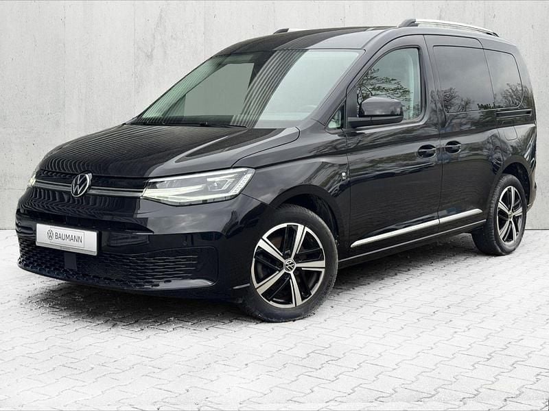 Second-hand VW Caddy Style 122 CP (89 kW) 2022 Negru Monovolum