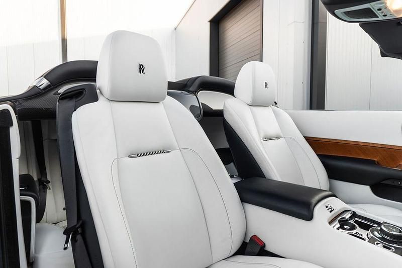 Gebraucht Rolls Royce Dawn 571 PS (419 kW) 2017 Blau Cabrio