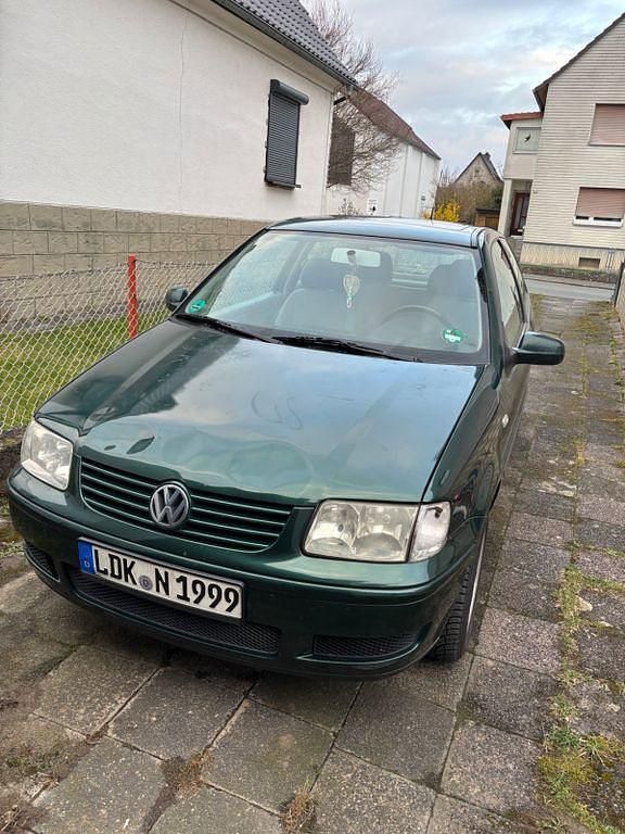 Gebraucht VW Polo Edition 50 PS (36 kW) 2001 Grün Limousine