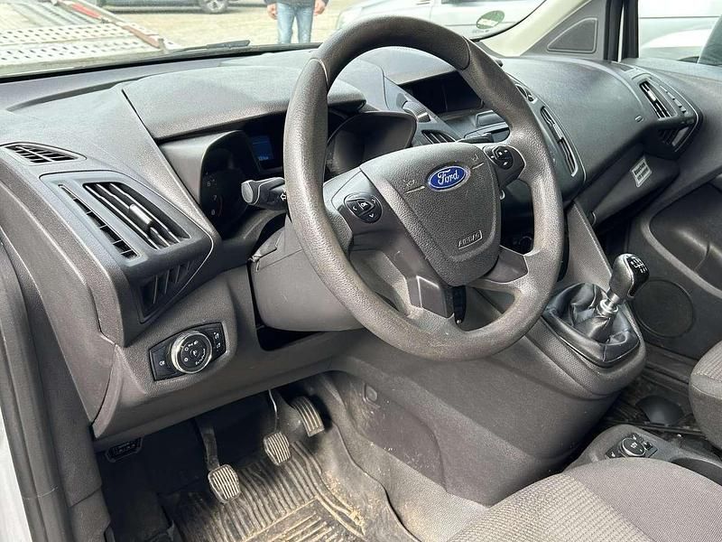 Second-hand Ford Transit Connect 101 CP (74 kW) 2017 Alb Monovolum