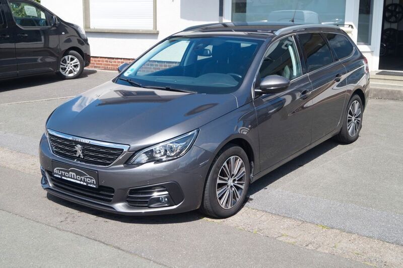 Grau Gebraucht 2021 Peugeot 308 Allure Kombi | 15.490 € (Fairer Preis) - Bild 1/4