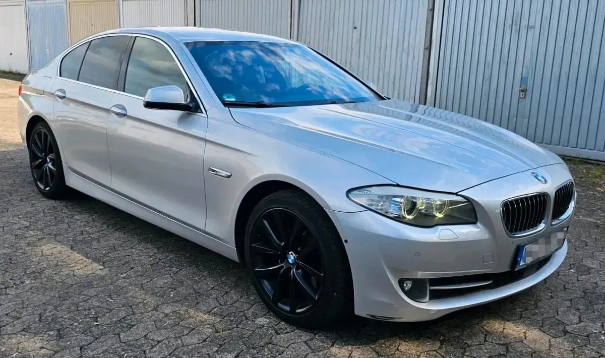 Gebraucht BMW 530 Comfort Edition 245 PS (180 kW) 2010 Silber Limousine