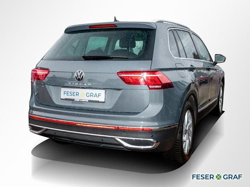 Gebraucht VW Tiguan Elegance 150 PS (110 kW) 2022 Delfingrau metallic SUV