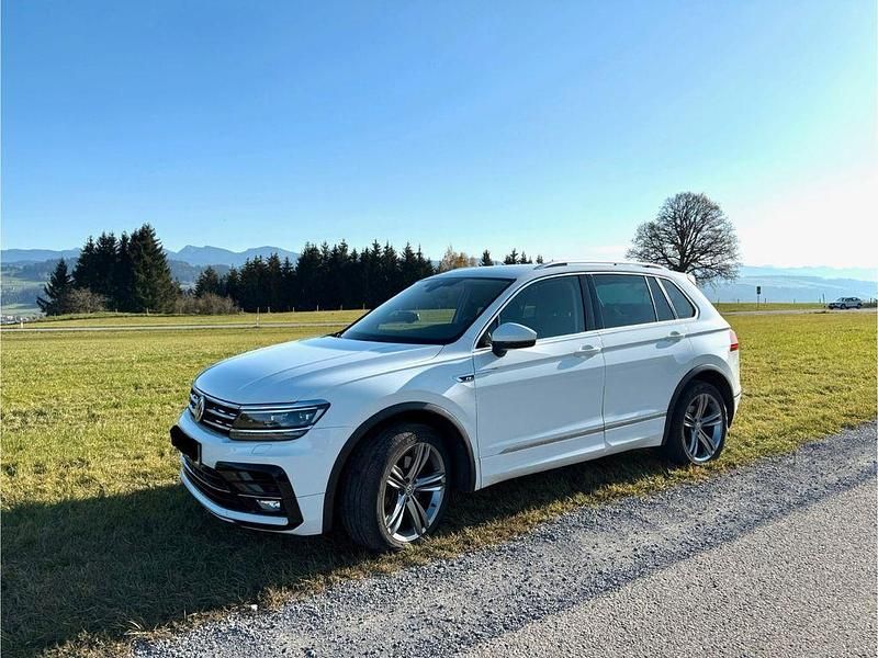 Weiß Gebraucht 2019 VW Tiguan R-line SUV | 29.900 € (Guter Preis) - Bild 1/3