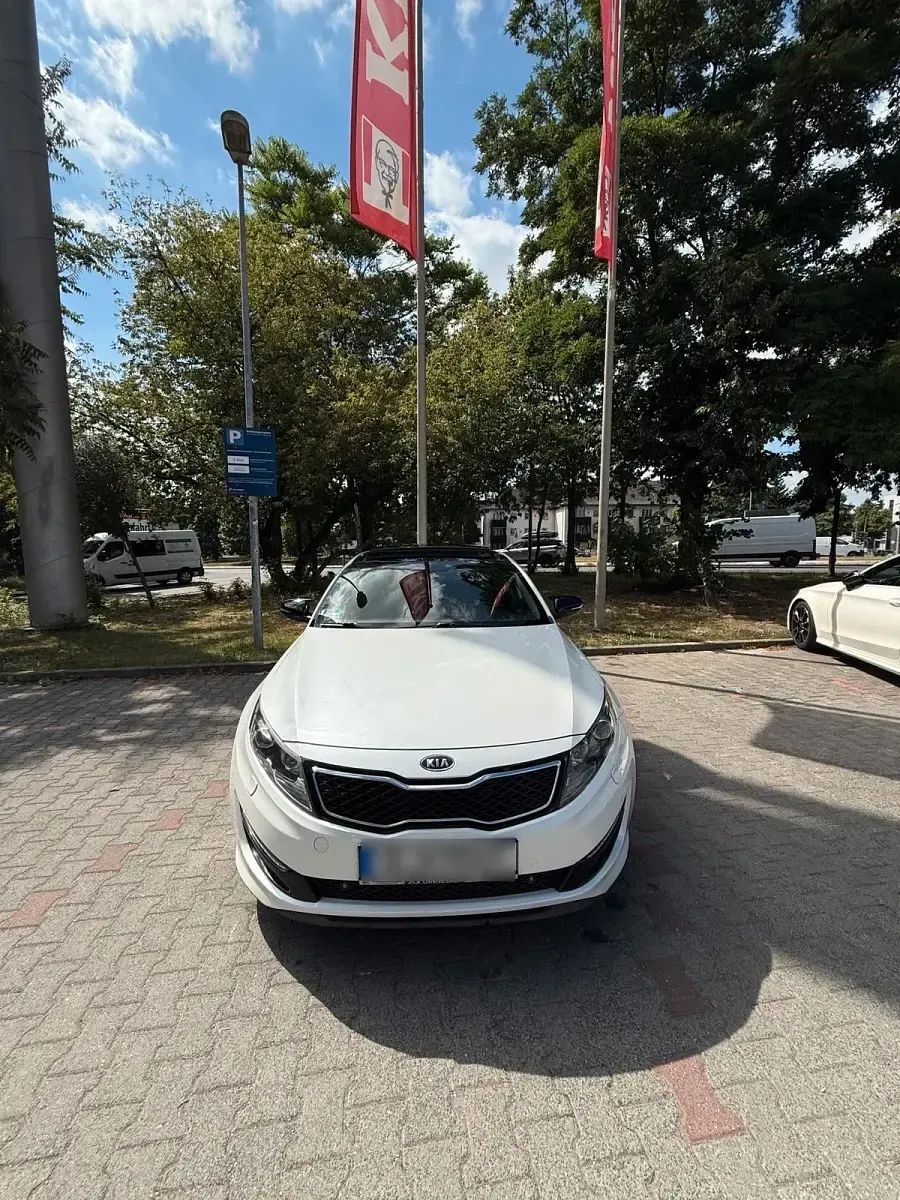 Gebraucht Kia Optima 136 PS (100 kW) 2012 Weiß Limousine