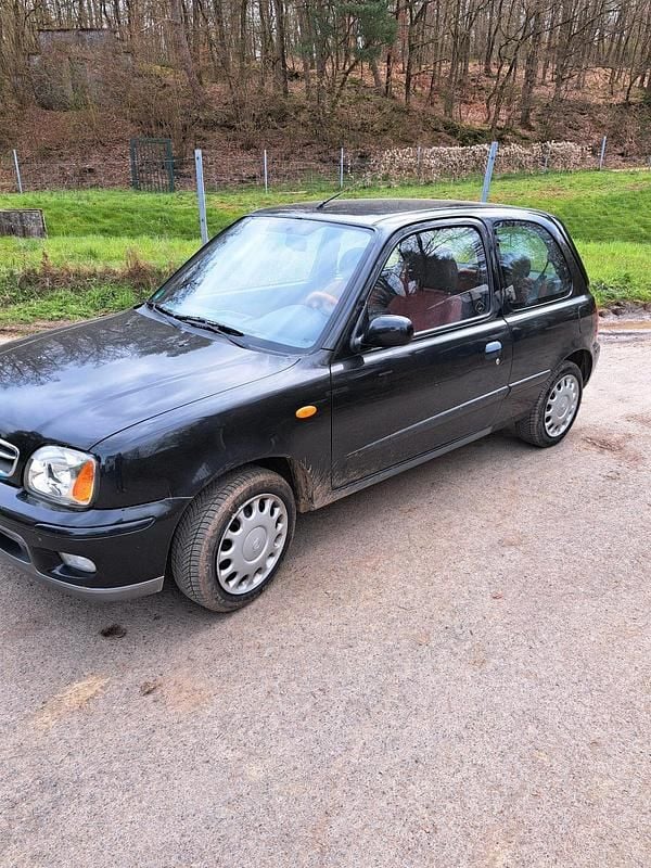 Gebraucht Nissan Micra 60 PS (44 kW) 2001 Schwarz Kleinwagen