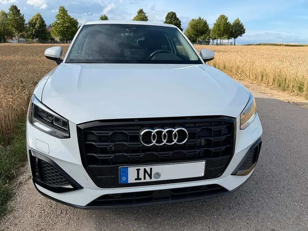 Gebraucht Audi Q2 Sport 150 PS (110 kW) 2025 Weiß SUV