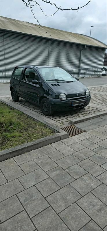 Second-hand Renault Twingo 58 CP (42 kW) 2000 Negru Hatchback
