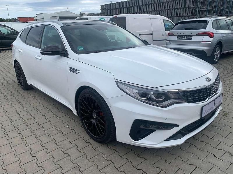 Gebraucht Kia Optima GT 238 PS (175 kW) 2019 Weiß Kombi