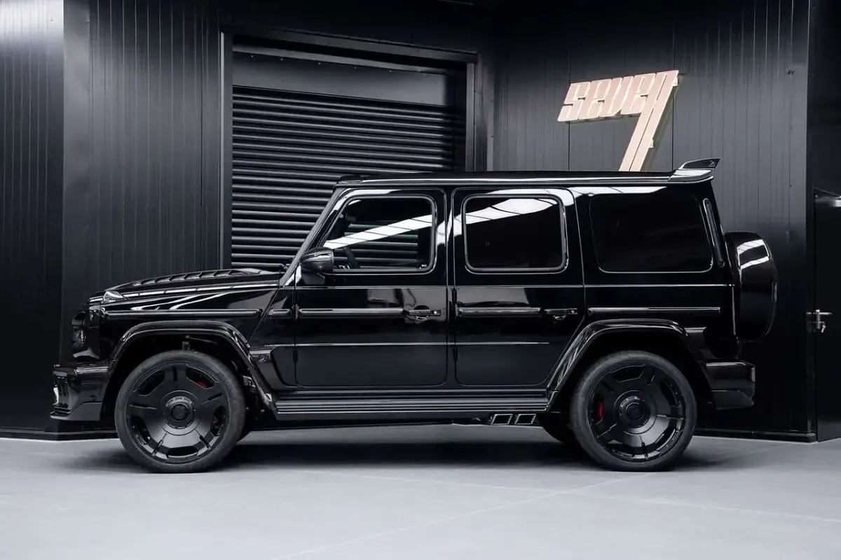 Neu Mercedes G63 AMG AMG 585 PS (430 kW) 2025 Black obsidian SUV