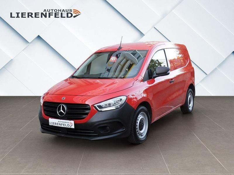 Rot Gebraucht 2022 Mercedes Citan 108 Kleinwagen | 13.990 € (Guter Preis) - Bild 1/4