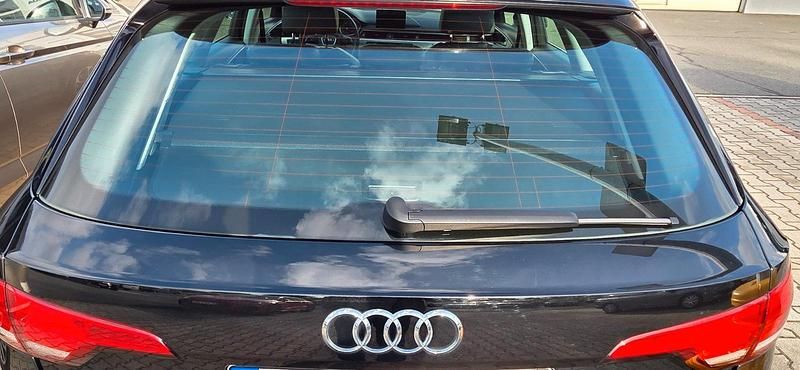 Gebraucht Audi A4 Design 218 PS (160 kW) 2016 Schwarz Kombi