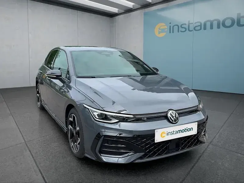 Gebraucht VW Golf VIII 150 PS (110 kW) 2025 Grau Kleinwagen