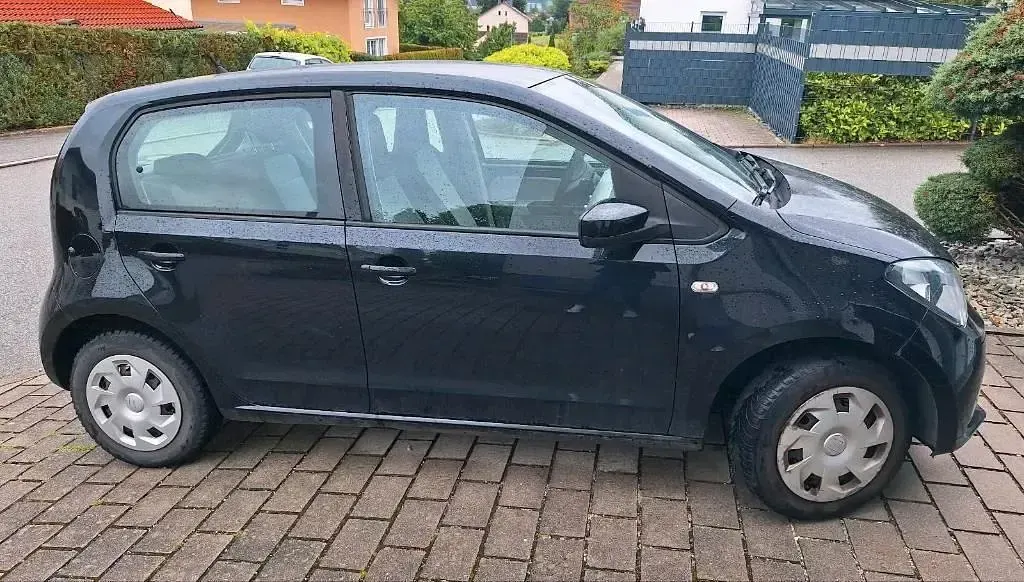 Gebraucht Seat Mii 60 PS (44 kW) 2013 Schwarz Kleinwagen