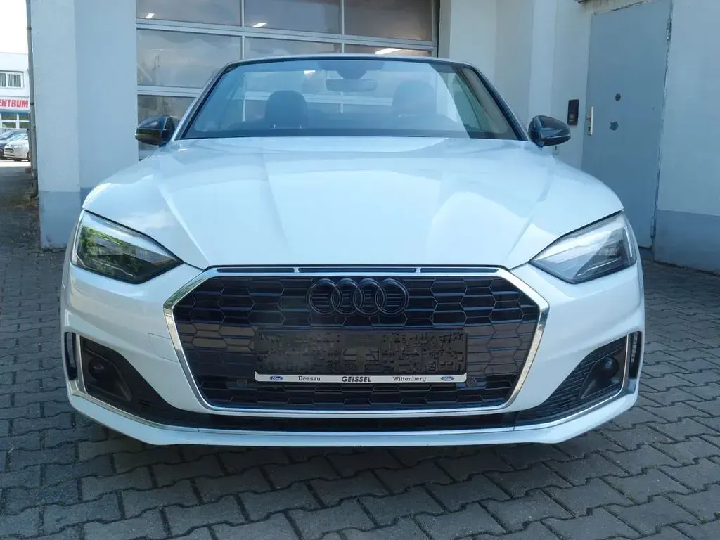 Używany Audi A5 Cabriolet Advanced 204 KM (150 kW) 2021 Biały Kabriolet