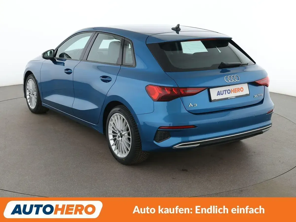 Gebraucht Audi A3 Advanced 150 PS (110 kW) 2022 Blau Limousine