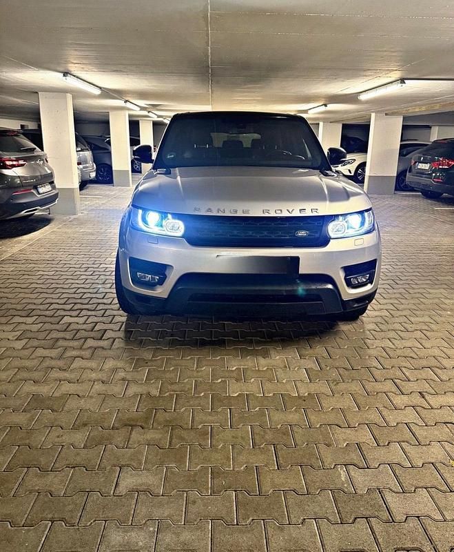 Silber Gebraucht 2015 Land Rover Range Rover SUV | 21.900 € (Superpreis) - Bild 1/4