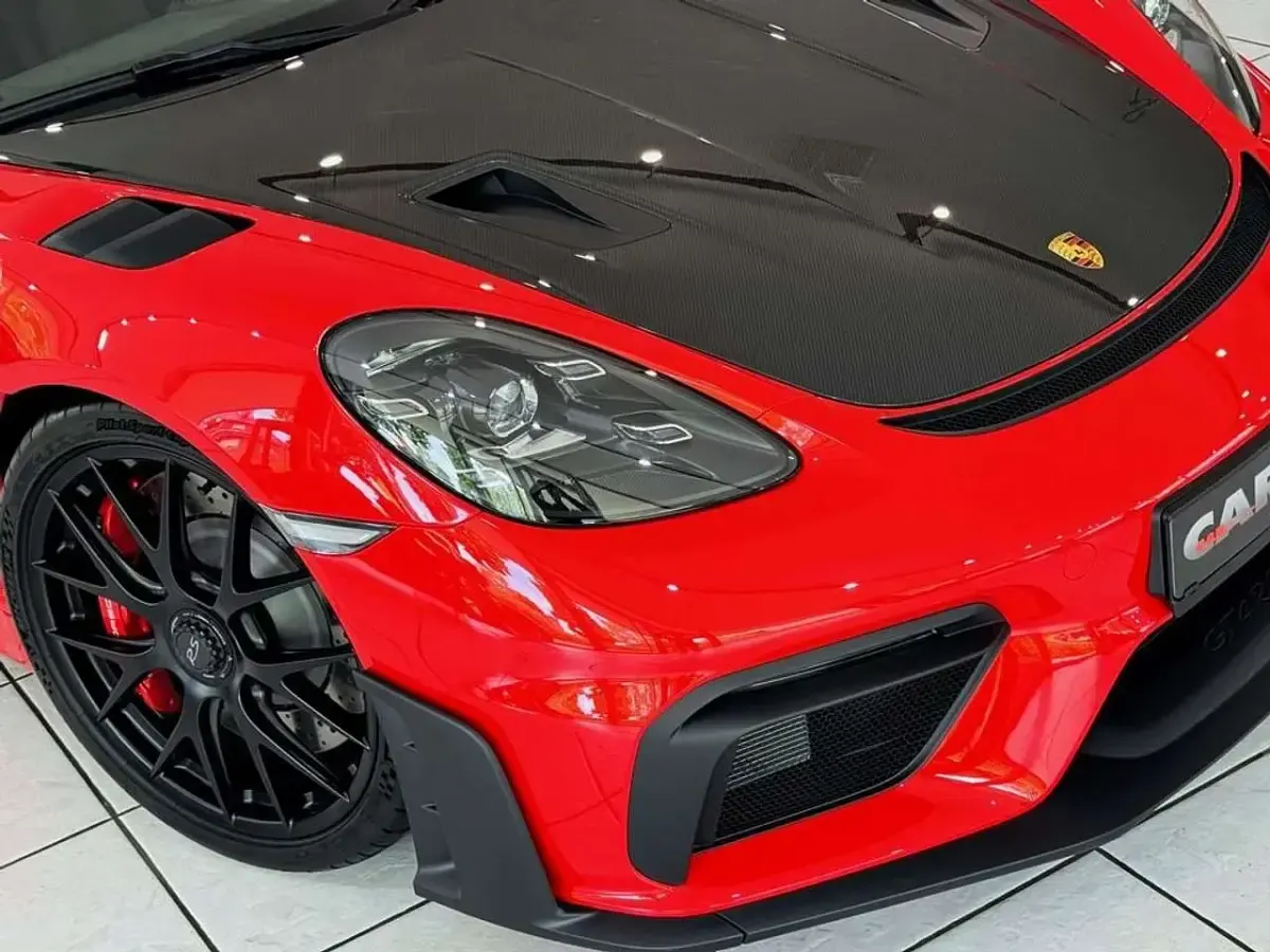 Neu Porsche Cayman GT4 500 PS (367 kW) 2025 Indischrot Coupé