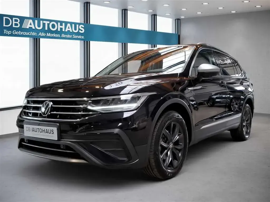 Gebraucht VW Tiguan Allspace Move 150 PS (110 kW) 2024 SUV
