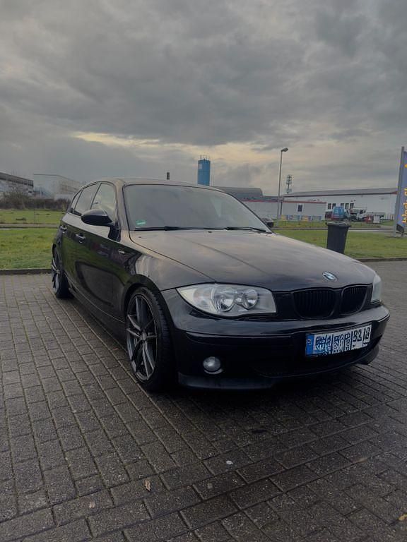 Gebraucht BMW 116 Performance 116 PS (85 kW) 2006 Schwarz Kleinwagen