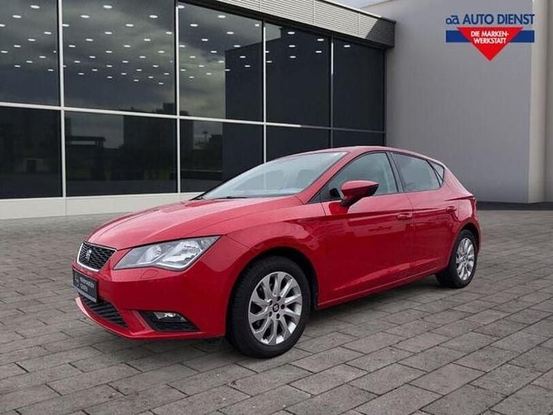 Rot Gebraucht 2016 Seat Leon Style Limousine | 11.500 € (Fairer Preis) - Bild 1/4