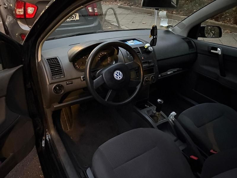 Schwarz Gebraucht 2002 VW Polo Kleinwagen | 1.000 € (Fairer Preis) - Bild 1/4