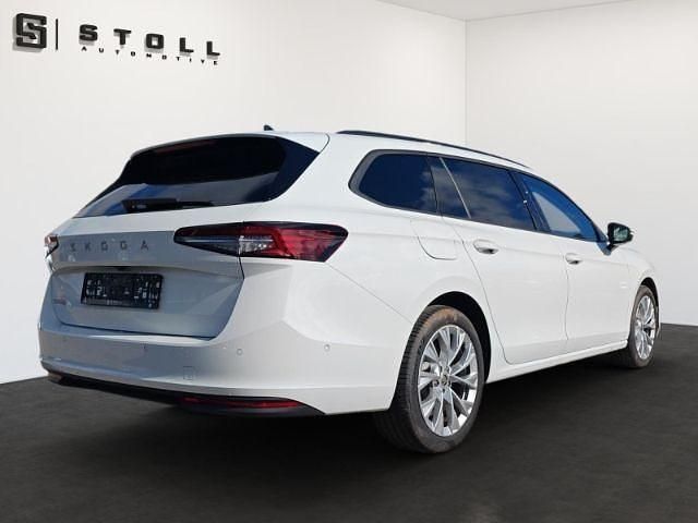 Gebraucht Skoda Superb Selection 150 PS (110 kW) 2024 Weiss Kombi