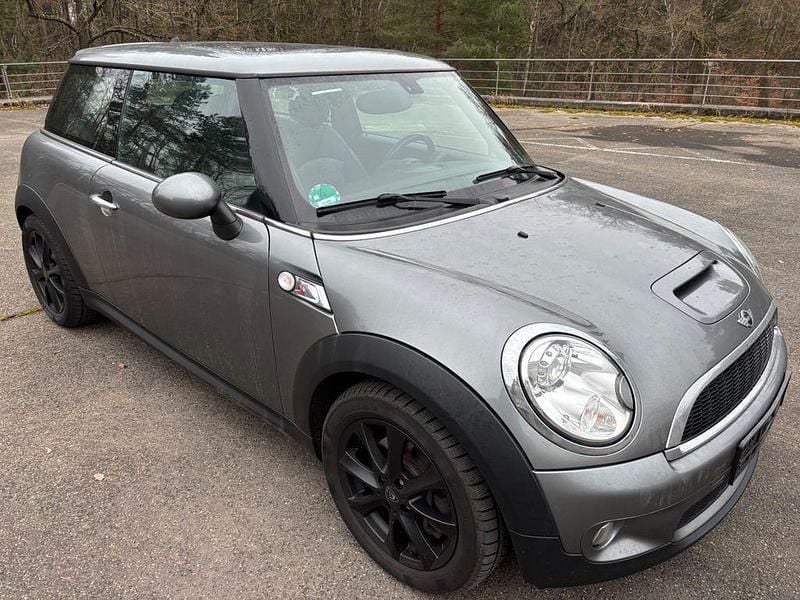 Grau Gebraucht 2009 Mini Cooper S Kleinwagen | 7.899 € (Superpreis) - Bild 1/4