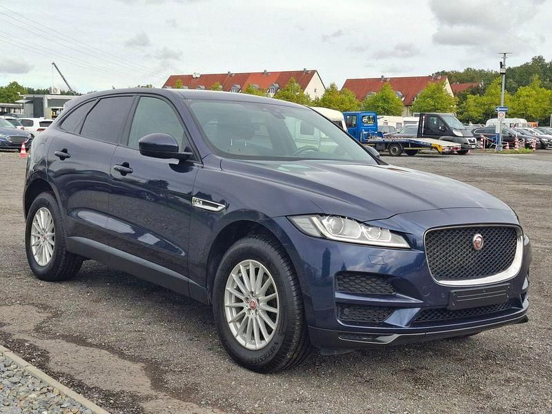 Gebraucht Jaguar F-Pace Prestige 163 PS (119 kW) 2017 Blau SUV