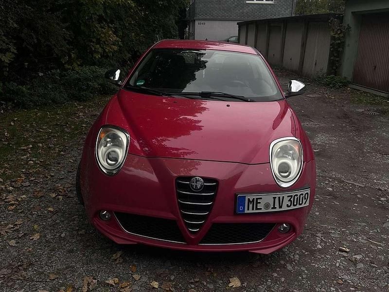 Rot Gebraucht 2007 Alfa Romeo MiTo Turismo Kleinwagen | 3.500 € (Fairer Preis) - Bild 1/4