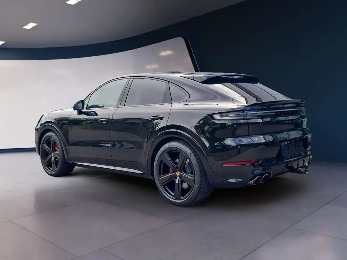 Gebraucht Porsche Cayenne GTS 500 PS (367 kW) 2026 Chromitschwarz metallic SUV