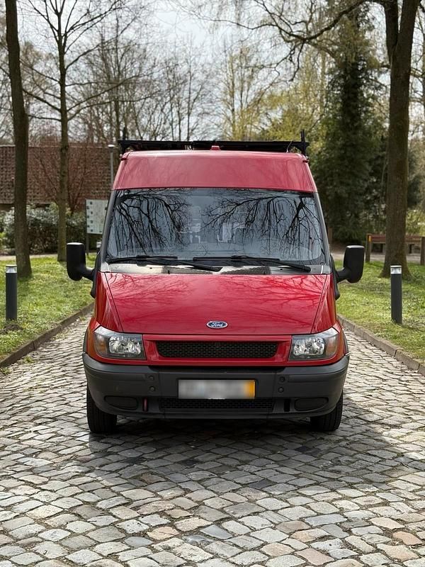 Second-hand Ford Transit 85 CP (62 kW) 2004 Roșu Monovolum
