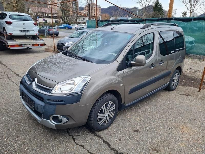 Gebraucht Citroën Berlingo XTR 114 PS (83 kW) 2015 Braun Van / Kleinbus
