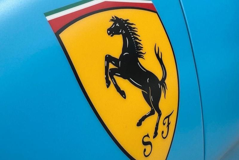 Blau Gebraucht 2022 Ferrari SF90 | 525.600 € - Bild 1/4