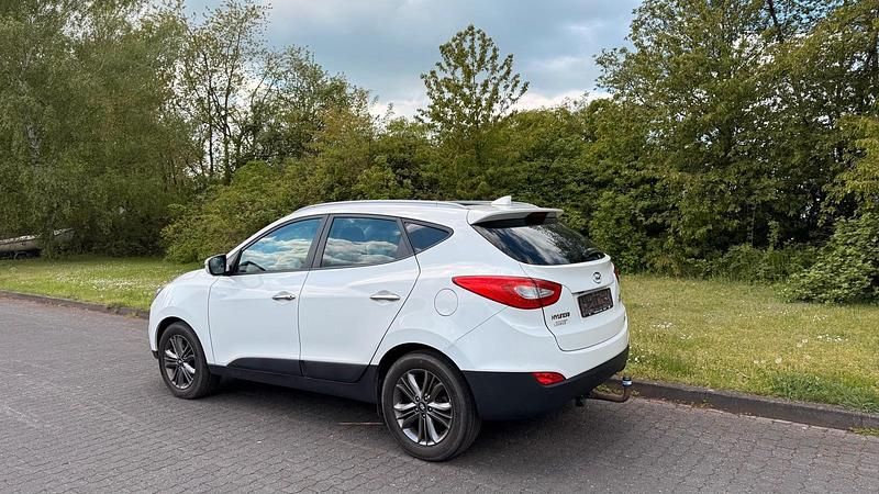 Gebraucht Hyundai ix35 184 PS (135 kW) 2014 Weiß SUV