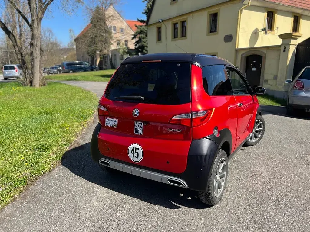 Używany Aixam Crossline 14 KM (10 kW) 2017 Czerwony Hatchback