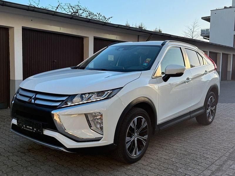Gebraucht Mitsubishi Eclipse Cross Diamant Edition 163 PS (119 kW) 2019 Weiß SUV