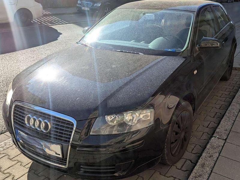 Schwarz Gebraucht 2006 Audi A3 Attraction Limousine | 2.200 € (Guter Preis) - Bild 1/4