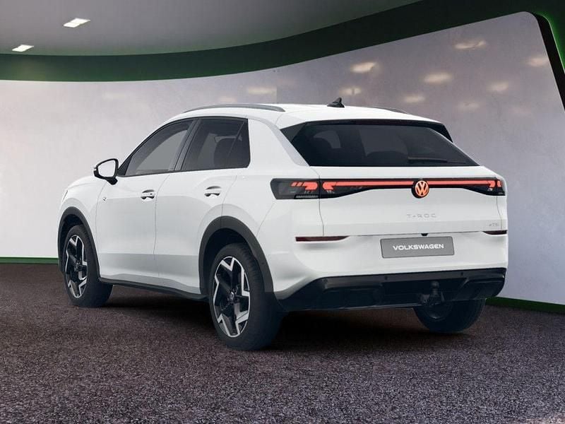 Neu VW T-Roc R-line 150 PS (110 kW) 2026 Weiss / pure white SUV