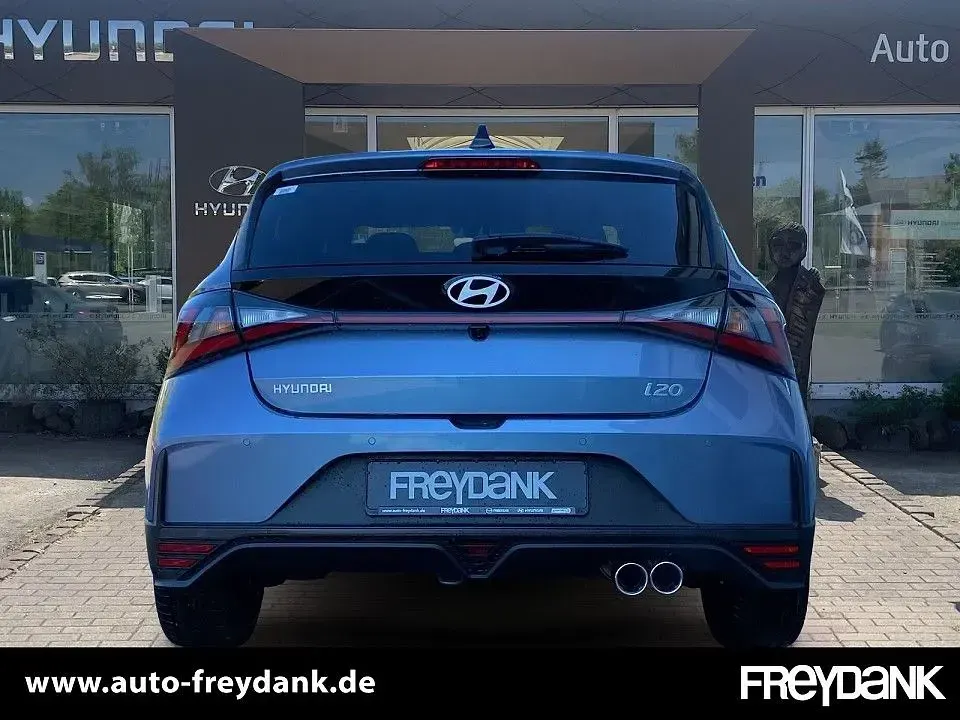 Neu Hyundai i20 N Line 101 PS (74 kW) 2025 Meta blue Kleinwagen