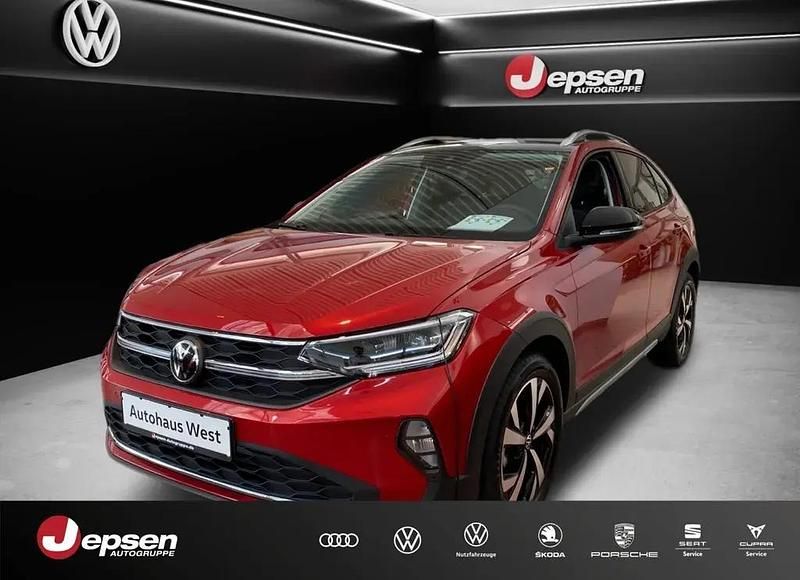 Kings red deep black perleffekt Gebraucht 2022 VW Taigo Style SUV | 23.970 € (Etwas zu teuer) - Bild 1/4