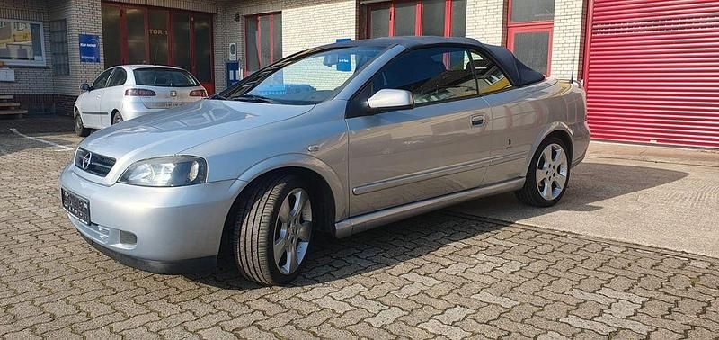 Gebraucht Opel Astra Cabriolet 125 PS (91 kW) 2002 Blau Cabrio
